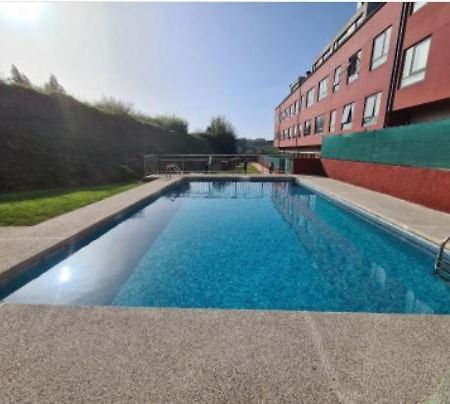 Piso Con Piscina En Sada Exterior foto