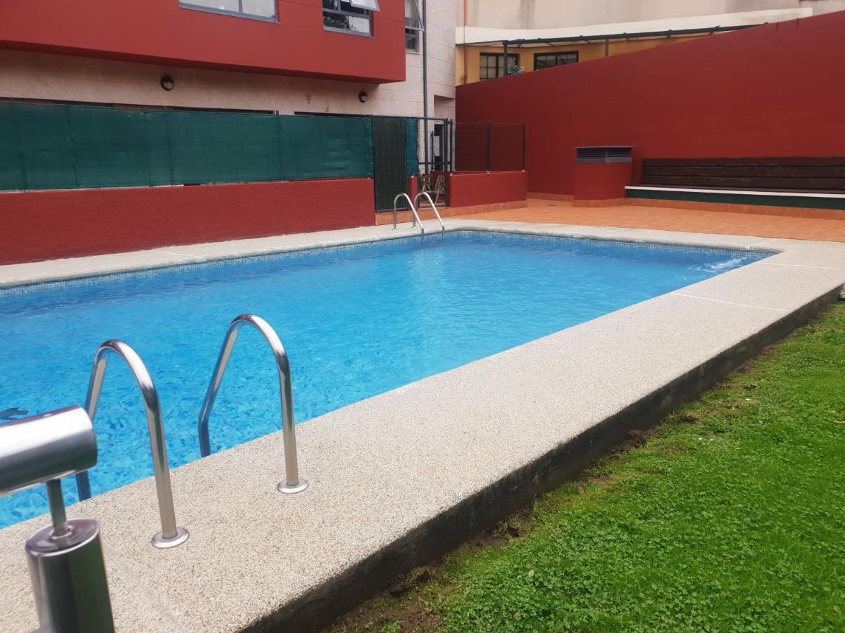 Piso Con Piscina En Sada Exterior foto